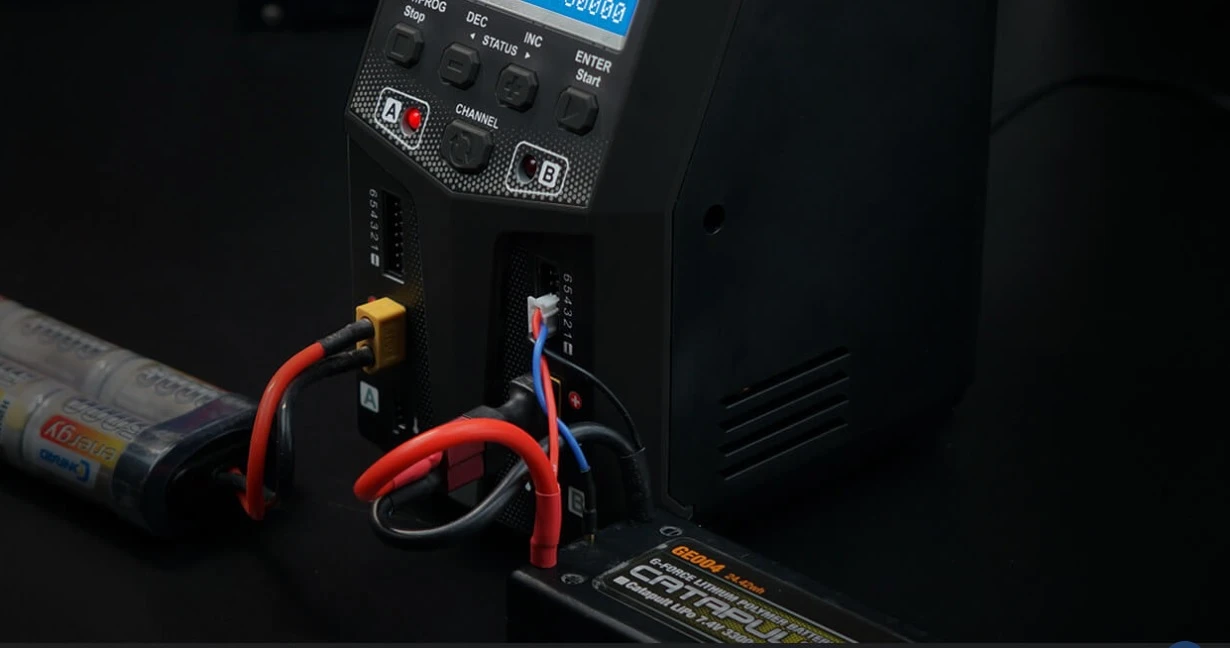 Įkroviklis SkyRC T200 2 x 100W aprašymas - Prekės nuotrauka Įkroviklis SkyRC T200 2 x 100W aprašymas - Prekės nuotrauka