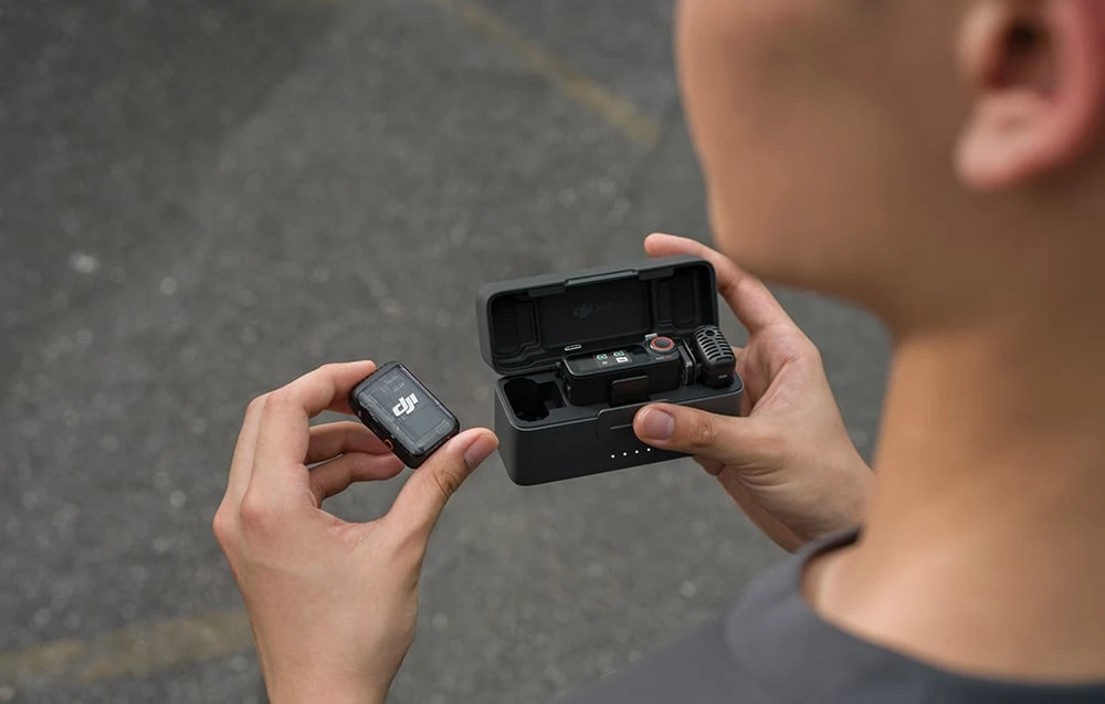 DJI Mic 2 įkrovimo dėklas aprašymas - Prekės nuotrauka DJI Mic 2 įkrovimo dėklas aprašymas - Prekės nuotrauka