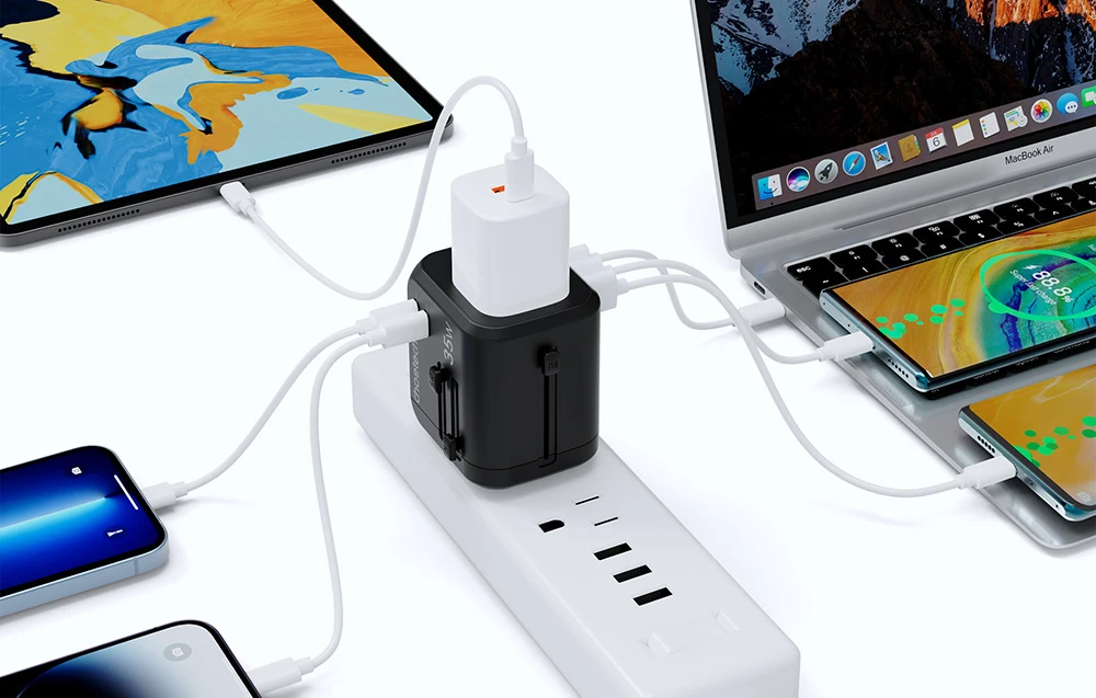 Kelioninis sieninis įkroviklis Choetech PD5008, 3xUSB-A, 1xUSB-C, GaN, 30W (juodas) aprašymas - Prekės nuotrauka Kelioninis sieninis įkroviklis Choetech PD5008, 3xUSB-A, 1xUSB-C, GaN, 30W (juodas) aprašymas - Prekės nuotrauka