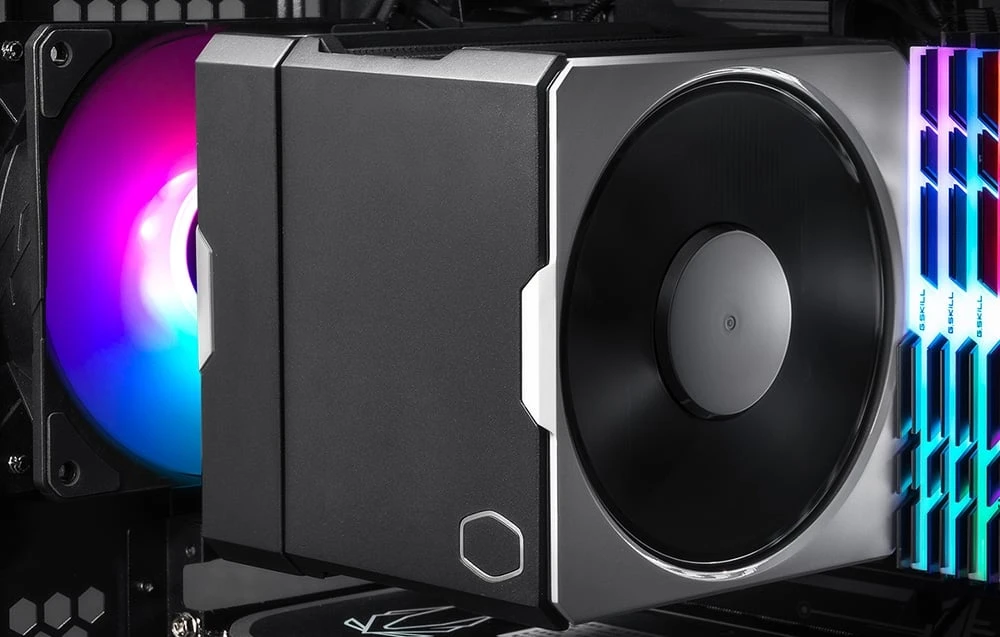 „Cooler Master Hyper 612 APEX“ oro aušinimas aprašymas - Prekės nuotrauka „Cooler Master Hyper 612 APEX“ oro aušinimas aprašymas - Prekės nuotrauka