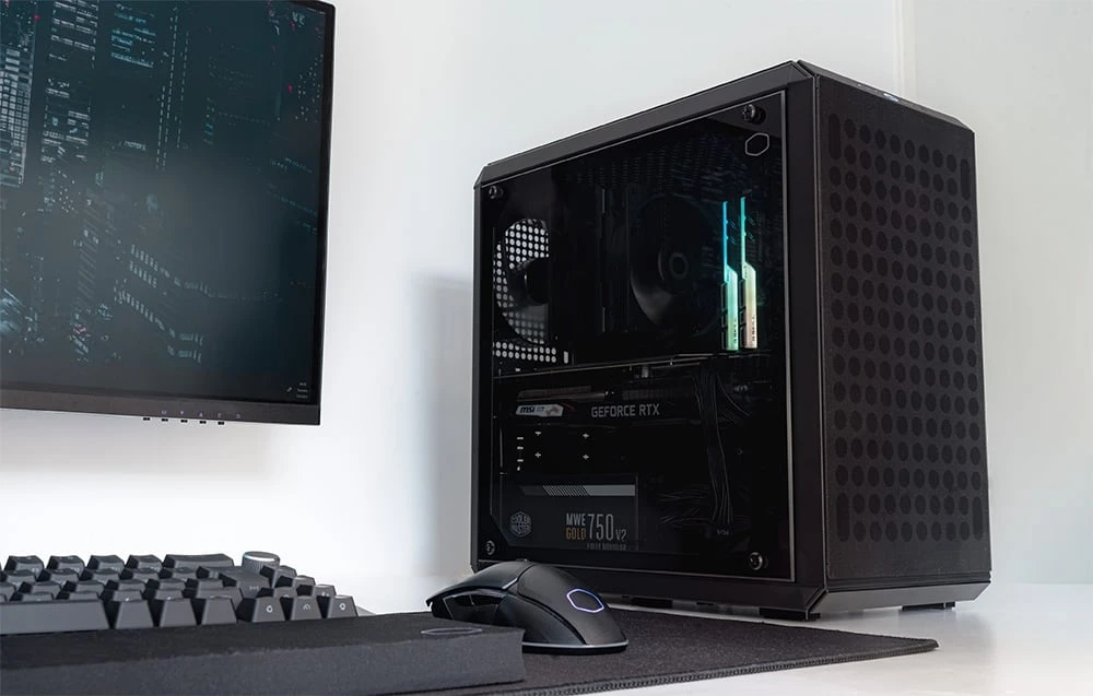 Cooler Master | Mini Tower kompiuterio dėklas | Q300L V2 | Juodas | Micro ATX, Mini ITX | Komplekte maitinimo blokas Nr aprašymas - Prekės nuotrauka