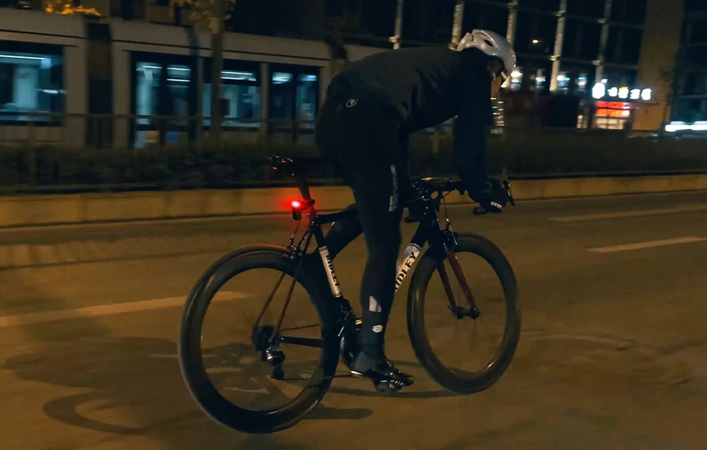 Cycplus L7 rear bike light with radar aprašymas - Prekės nuotrauka