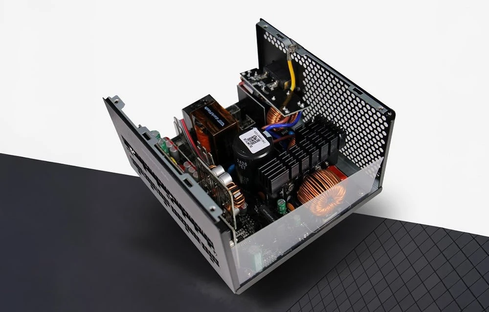 „Darkflash PMT 80 Plus Gold“ 850 W kompiuterio maitinimo šaltinis aprašymas - Prekės nuotrauka