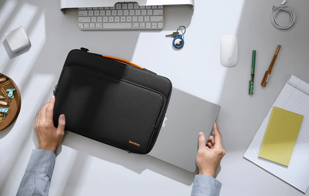 TOMTOC Defender-A40 laptop shoulder bag 16" (juodas) aprašymas - Prekės nuotrauka TOMTOC Defender-A40 laptop shoulder bag 16" (juodas) aprašymas - Prekės nuotrauka