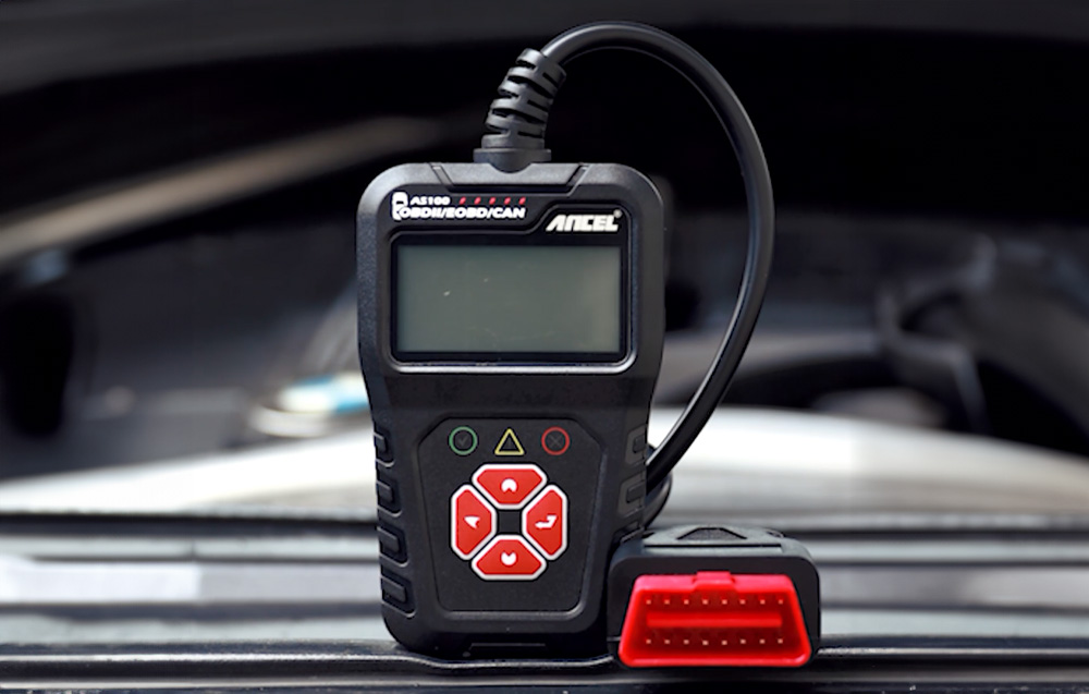 diagnostic-scanner-obd2-ancel-as100ac100