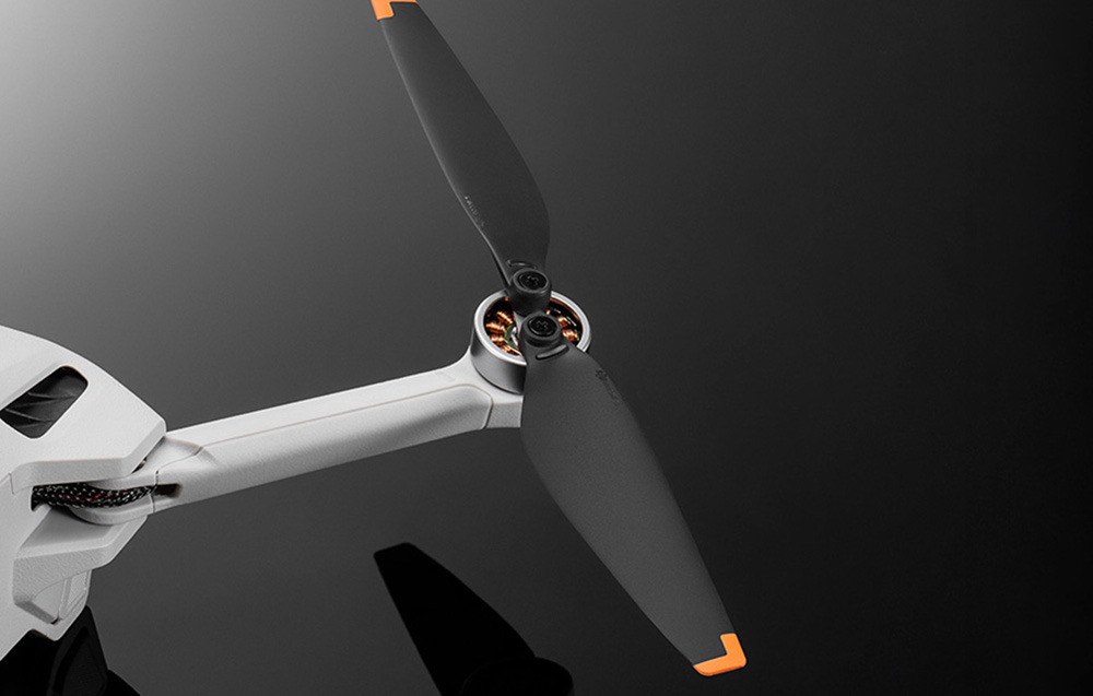 DJI Mini 3 drono propelerių rinkinys aprašymas - Prekės nuotrauka DJI Mini 3 drono propelerių rinkinys aprašymas - Prekės nuotrauka