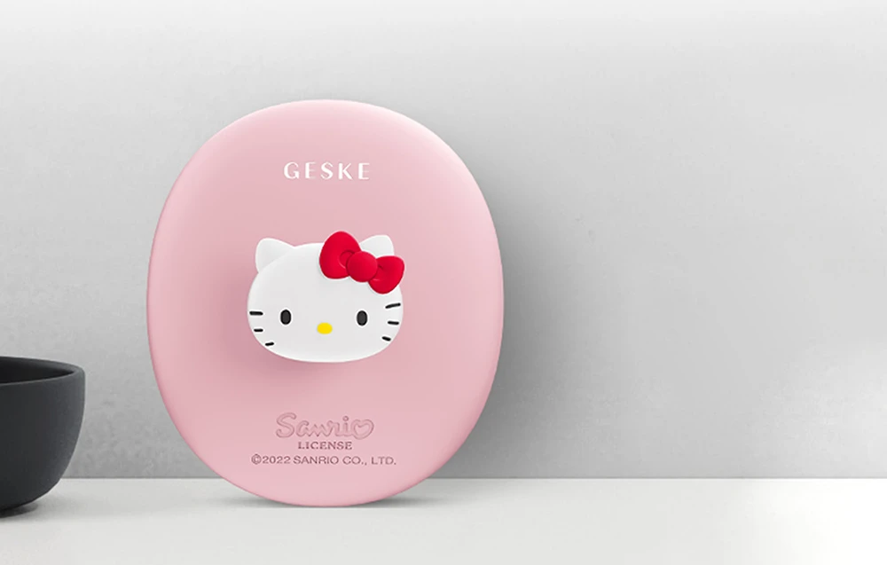 Veido valymo šepetėlis 3in1 su rankena Geske su programėle (Hello Kitty rožinis) aprašymas - Prekės nuotrauka Veido valymo šepetėlis 3in1 su rankena Geske su programėle (Hello Kitty rožinis) aprašymas - Prekės nuotrauka