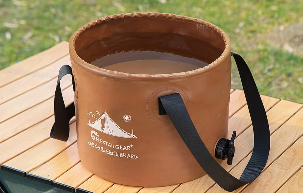 „Flextail Flex Bucket“ 20 l sulankstomas kibiras (rudas) aprašymas - Prekės nuotrauka