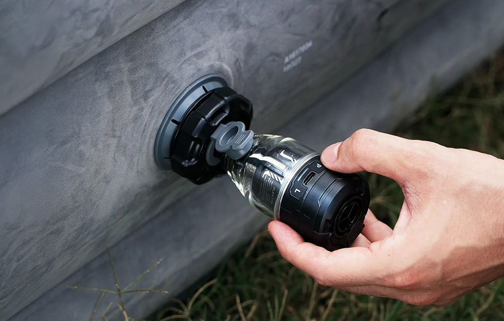 FLEXTAILGEAR nešiojama oro pompa, 5,0 kPa, 500 l/min, USB įkrovimas, su apšvietimu, MP3G650-BK aprašymas - Prekės nuotrauka