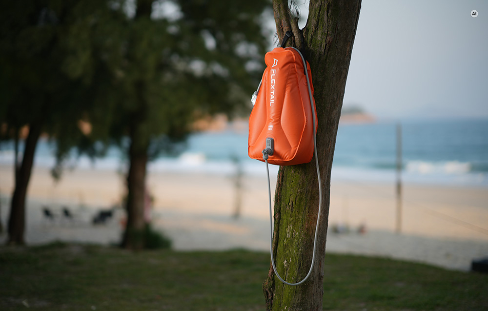 Camping Showers Flextail Tiny Shower vandens krepšys, oranžinis aprašymas - Prekės nuotrauka