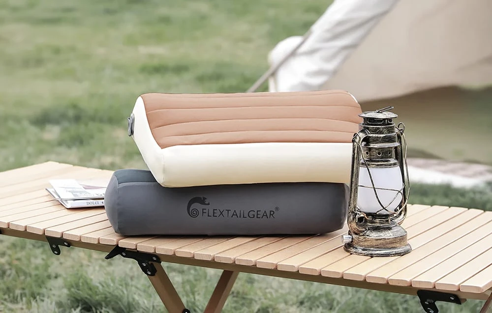 Flextail pripučiama pagalvė „Zero Pillow“ (ruda) aprašymas - Prekės nuotrauka