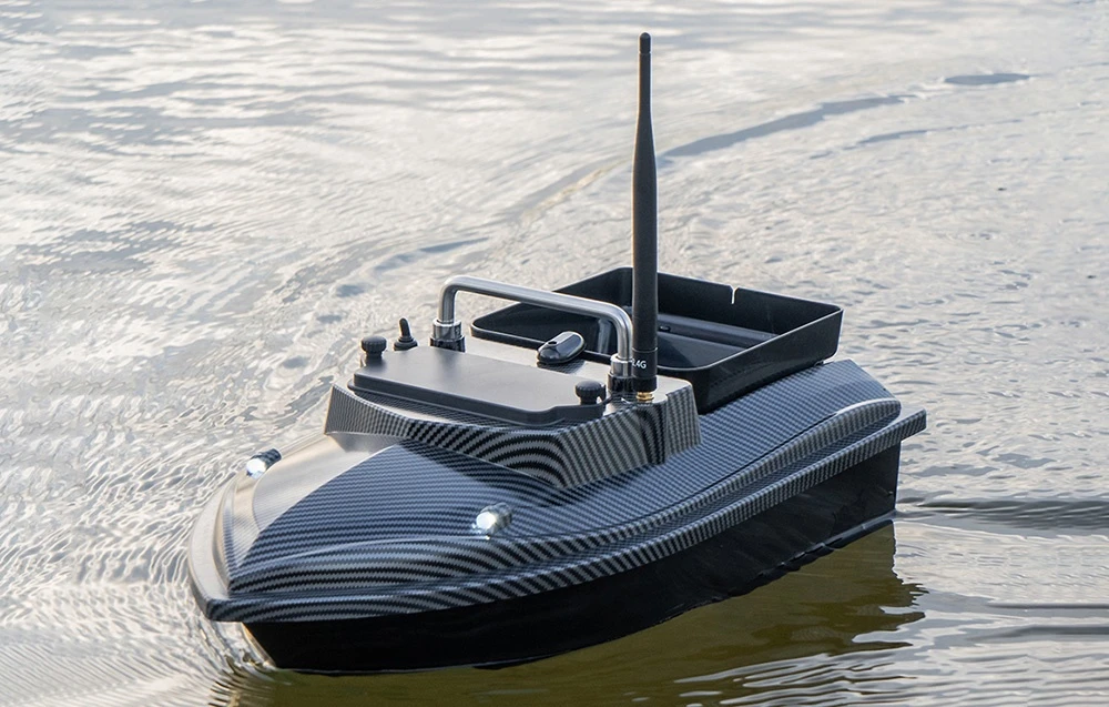 Flytec V060 12000mah bait boat aprašymas - Prekės nuotrauka Flytec V060 12000mah bait boat aprašymas - Prekės nuotrauka