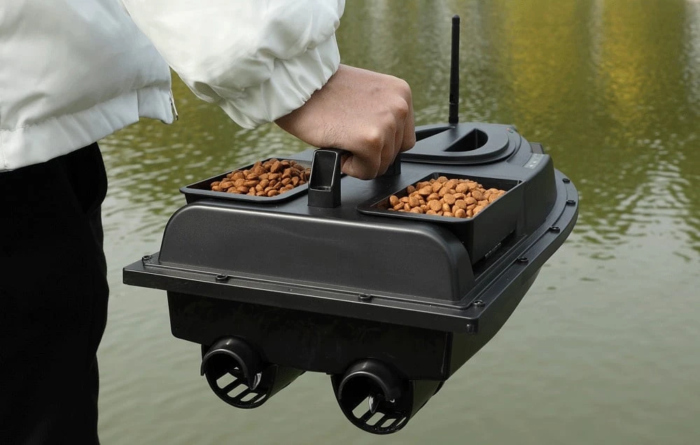 Flytec V700 12,000 mAh bait boat aprašymas - Prekės nuotrauka