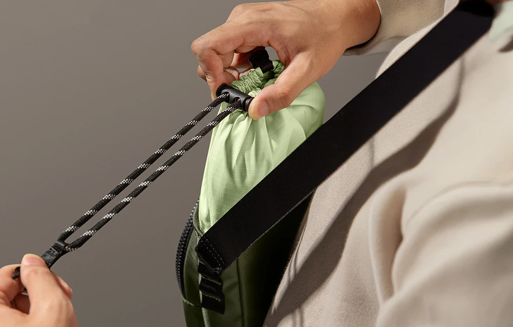 TOMTOC GameOn-G50 Switch 2 JoyCarry Sling Bag (žalias) aprašymas - Prekės nuotrauka TOMTOC GameOn-G50 Switch 2 JoyCarry Sling Bag (žalias) aprašymas - Prekės nuotrauka