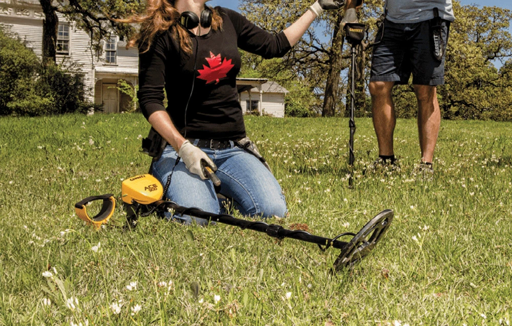 Garrett ACE 300i metal detector aprašymas - Prekės nuotrauka Garrett ACE 300i metal detector aprašymas - Prekės nuotrauka