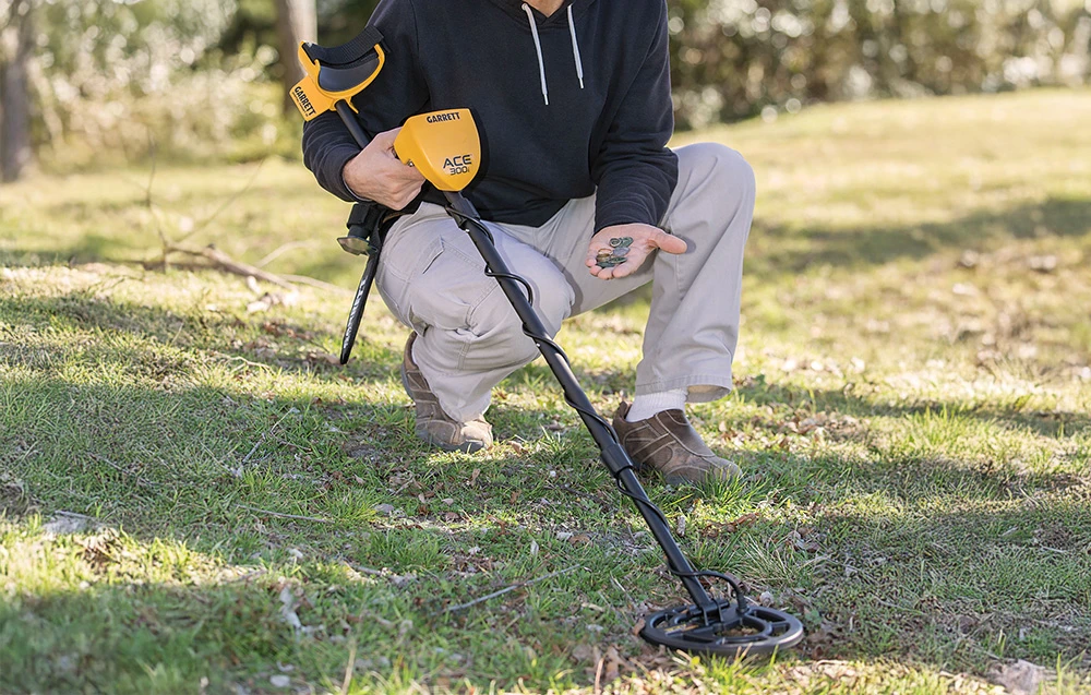 Garrett ACE 300i metal detector aprašymas - Prekės nuotrauka Garrett ACE 300i metal detector aprašymas - Prekės nuotrauka