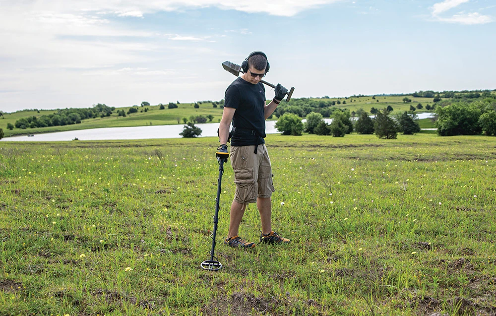 Garrett ACE Apex metal detector aprašymas - Prekės nuotrauka Garrett ACE Apex metal detector aprašymas - Prekės nuotrauka