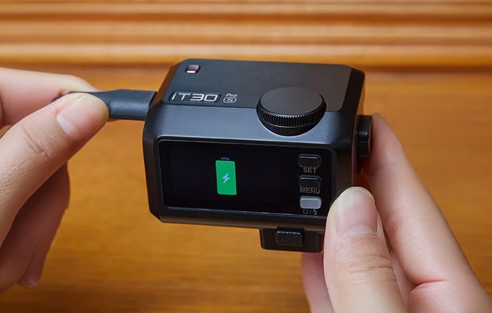 Fotoaparato Blykstė - Godox iT30Pro N TTL Blykstė, Skirta Nikon, HSS 1/8 000 S, 7,4 V/900 mAh, USB-C, 560 Blyksnių aprašymas - Prekės nuotrauka