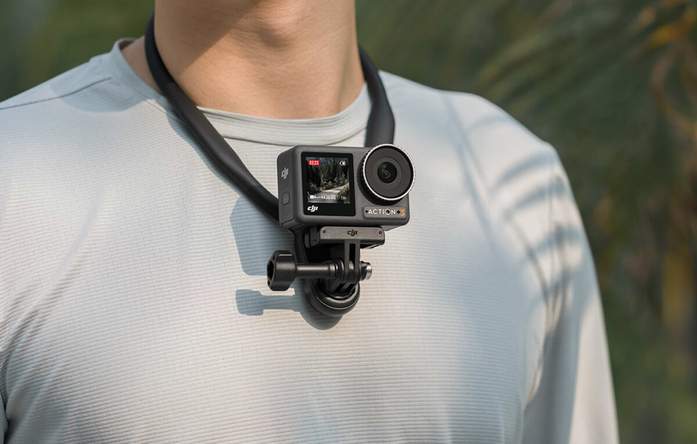 Kabantis ant kaklo DJI Osmo Action aprašymas - Prekės nuotrauka Kabantis ant kaklo DJI Osmo Action aprašymas - Prekės nuotrauka