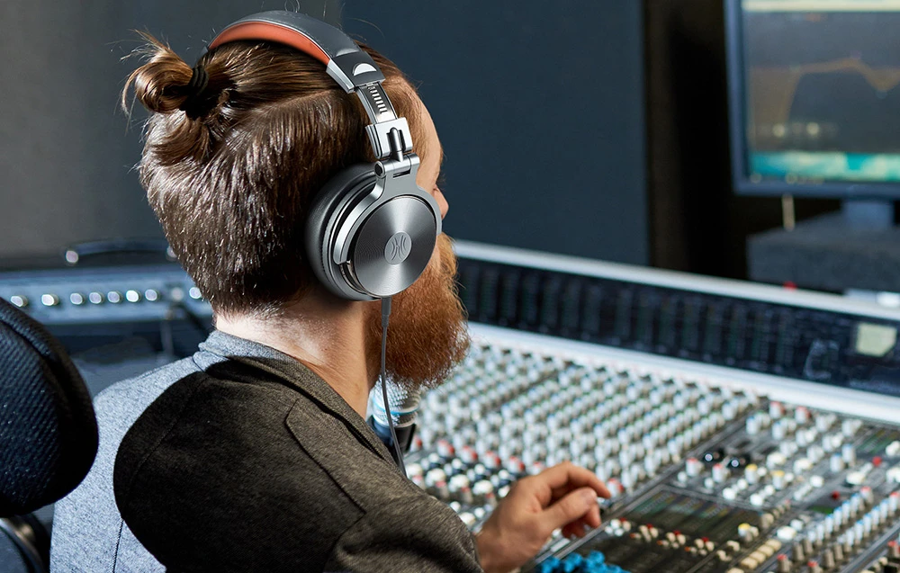Ausinės OneOdio Studio Pro50 DJ 3.5mm 6.35mm aprašymas - Prekės nuotrauka Ausinės OneOdio Studio Pro50 DJ 3.5mm 6.35mm aprašymas - Prekės nuotrauka
