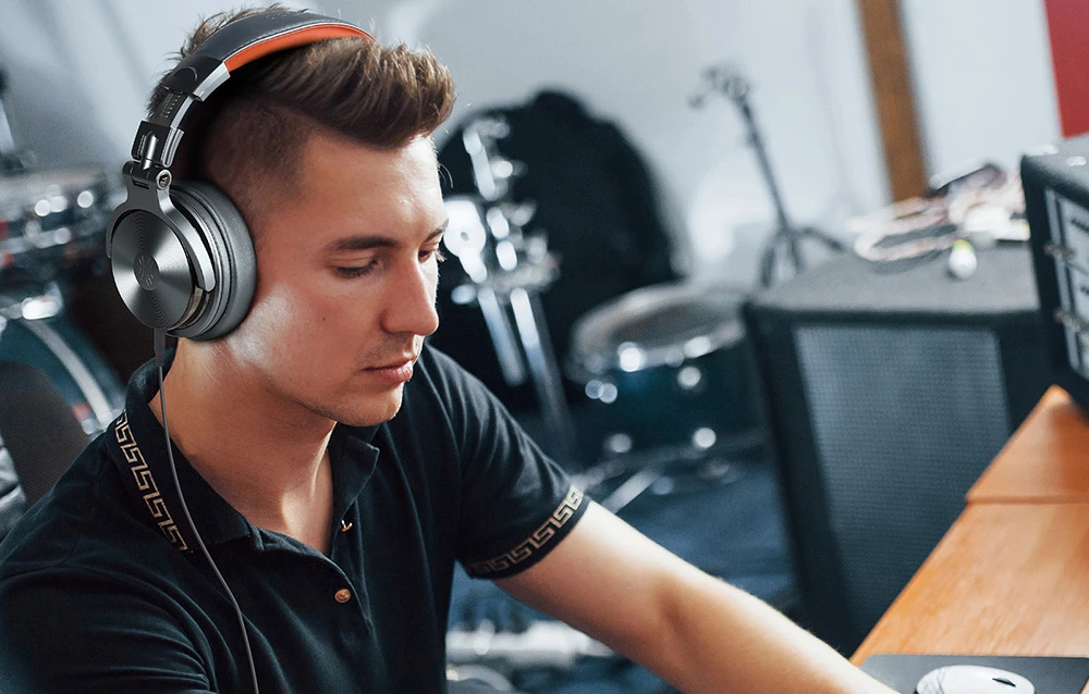 Ausinės OneOdio Studio Pro50 DJ 3.5mm 6.35mm aprašymas - Prekės nuotrauka Ausinės OneOdio Studio Pro50 DJ 3.5mm 6.35mm aprašymas - Prekės nuotrauka