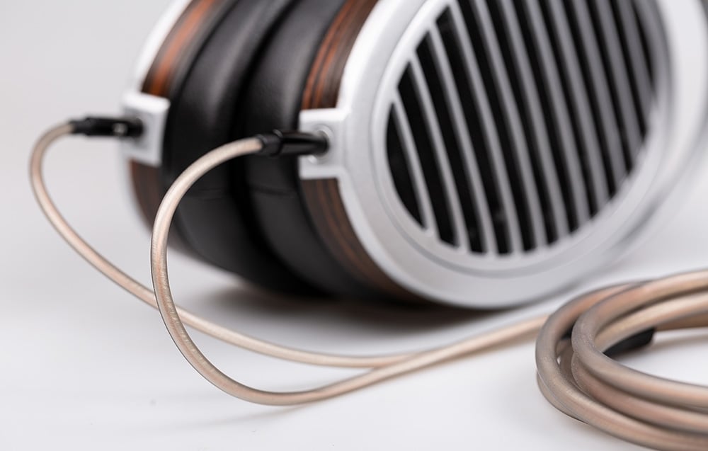 HiFiMAN HE1000se planar ausinės aprašymas - Prekės nuotrauka HiFiMAN HE1000se planar ausinės aprašymas - Prekės nuotrauka