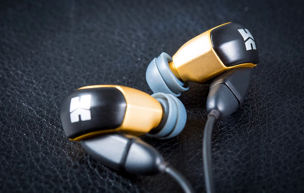 HiFiMAN RE2000 Pro Auksinė Įstatomos į ausis ausinės aprašymas - Prekės nuotrauka HiFiMAN RE2000 Pro Auksinė Įstatomos į ausis ausinės aprašymas - Prekės nuotrauka