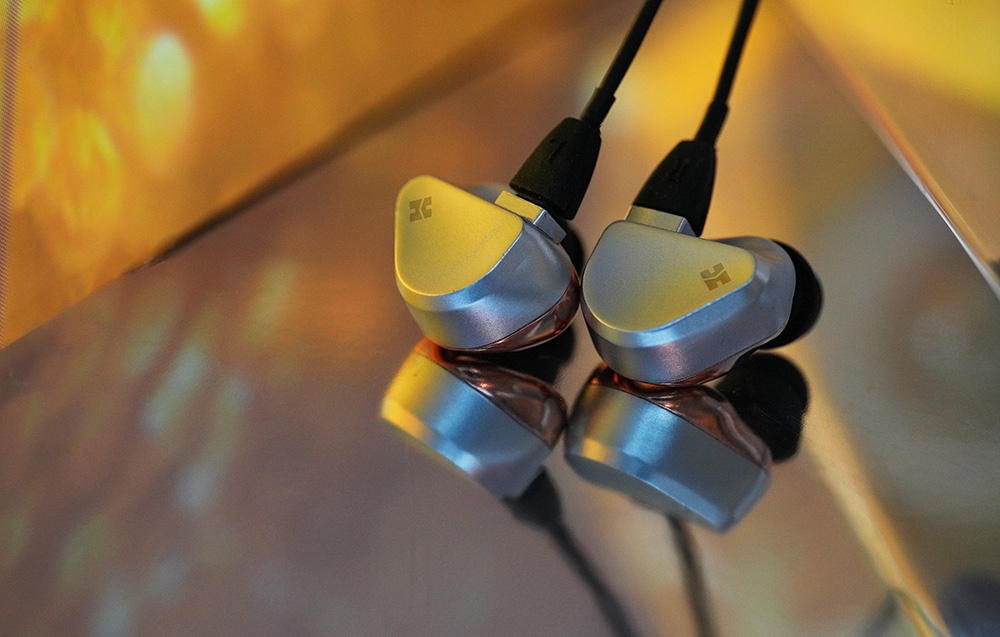 „hifiman-svanar“ į ausis įdedamos ausinės