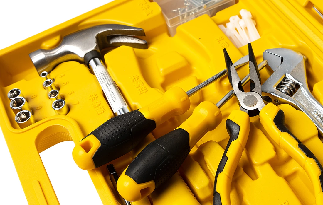 Profesionalus įrankių rinkinys Deli Tools EDL1038J - 38 vnt aprašymas - Prekės nuotrauka Profesionalus įrankių rinkinys Deli Tools EDL1038J - 38 vnt aprašymas - Prekės nuotrauka