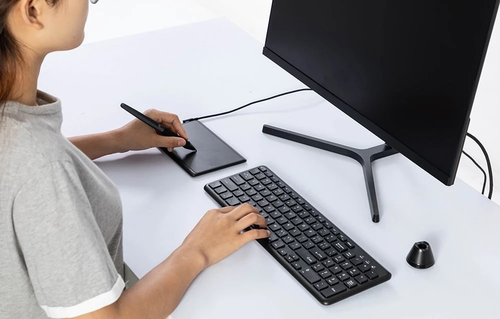 Grafinė planšetė Huion Inspiroy H420X aprašymas - Prekės nuotrauka Grafinė planšetė Huion Inspiroy H420X aprašymas - Prekės nuotrauka