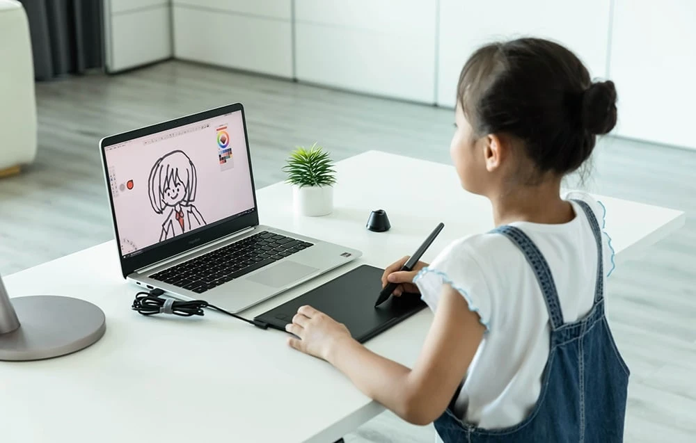 Huion Inspiroy H580X grafinis planšetinis kompiuteris aprašymas - Prekės nuotrauka Huion Inspiroy H580X grafinis planšetinis kompiuteris aprašymas - Prekės nuotrauka