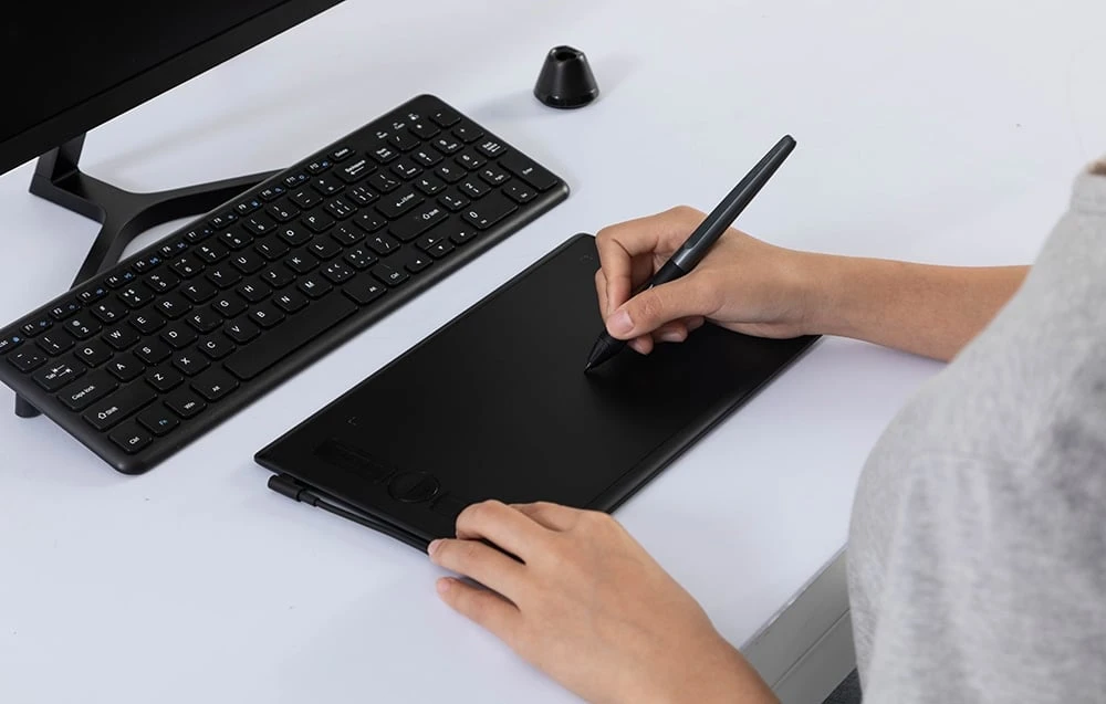 Huion Inspiroy H580X grafinis planšetinis kompiuteris aprašymas - Prekės nuotrauka Huion Inspiroy H580X grafinis planšetinis kompiuteris aprašymas - Prekės nuotrauka