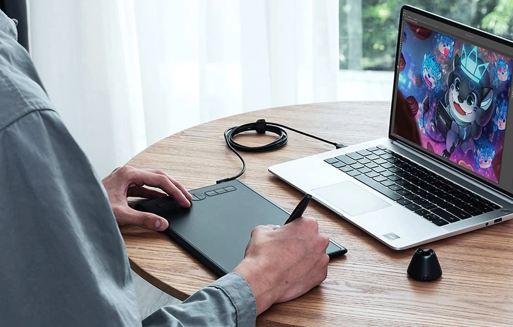 Huion Inspiroy H580X grafinis planšetinis kompiuteris aprašymas - Prekės nuotrauka Huion Inspiroy H580X grafinis planšetinis kompiuteris aprašymas - Prekės nuotrauka