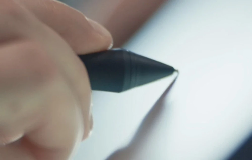huion-kamvas-pro-19-gt1902-graphics-tablet