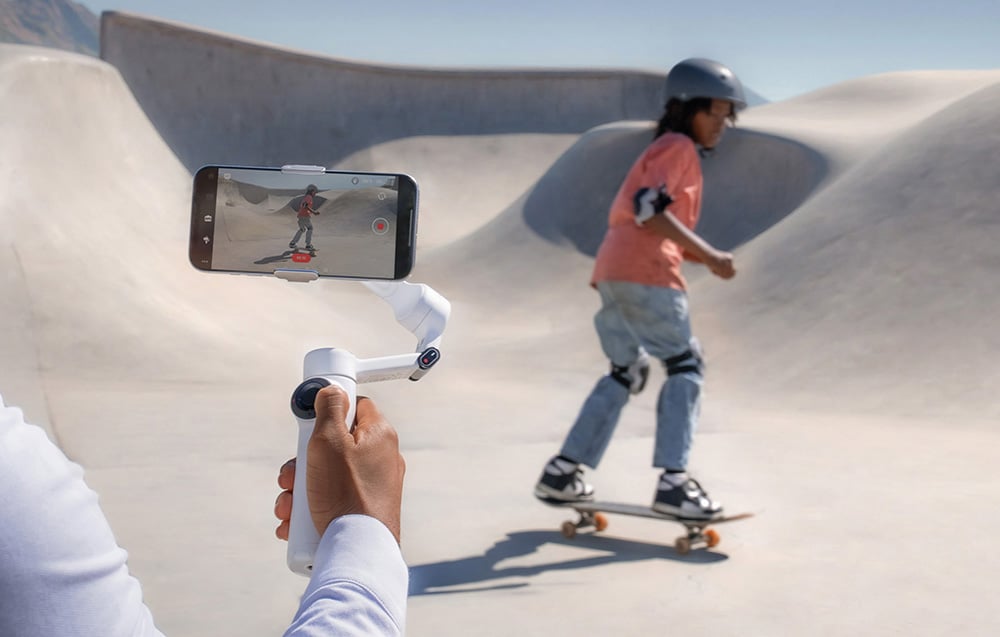 Insta360 Flow 2 Standard Bundle / Summit Baltas aprašymas - Prekės nuotrauka