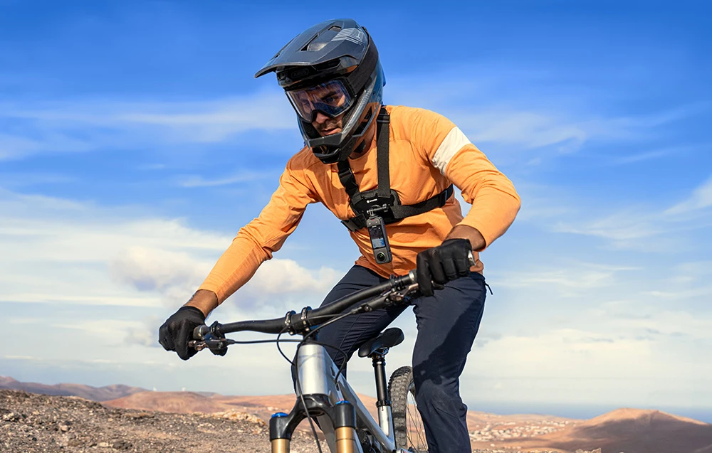Insta360 X4 Adventure Bundle aprašymas - Prekės nuotrauka Insta360 X4 Adventure Bundle aprašymas - Prekės nuotrauka