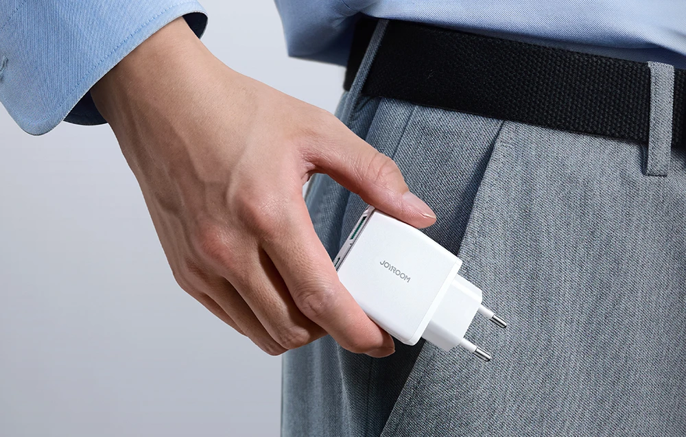 Įkroviklis Joyroom Super Slim (TCF14) (1xUSB-C;1xUSB 3A 20W) baltas aprašymas - Prekės nuotrauka Įkroviklis Joyroom Super Slim (TCF14) (1xUSB-C;1xUSB 3A 20W) baltas aprašymas - Prekės nuotrauka
