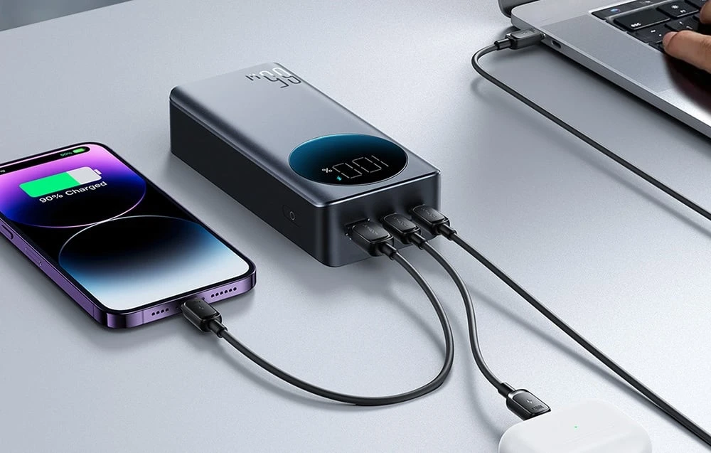 Išorinė baterija Power Bank Joyroom JR-PBF05 65W 30000mAh juoda aprašymas - Prekės nuotrauka Išorinė baterija Power Bank Joyroom JR-PBF05 65W 30000mAh juoda aprašymas - Prekės nuotrauka