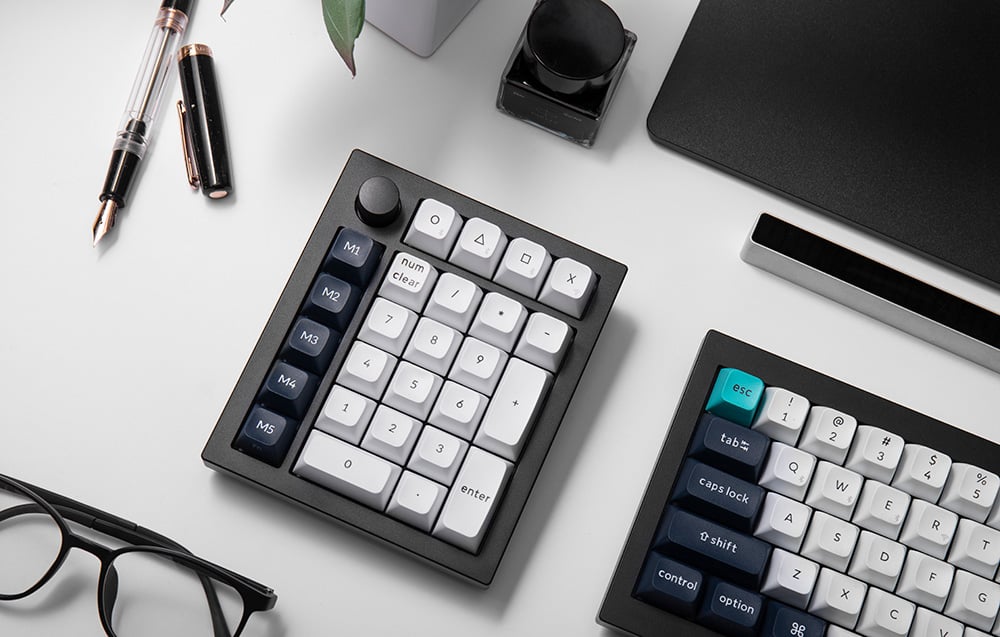Keychron Q0 Max RGB Wireless Numeric Klaviatūra, Raudona Switch (Juodas) [Q0M-M1]. aprašymas - Prekės nuotrauka