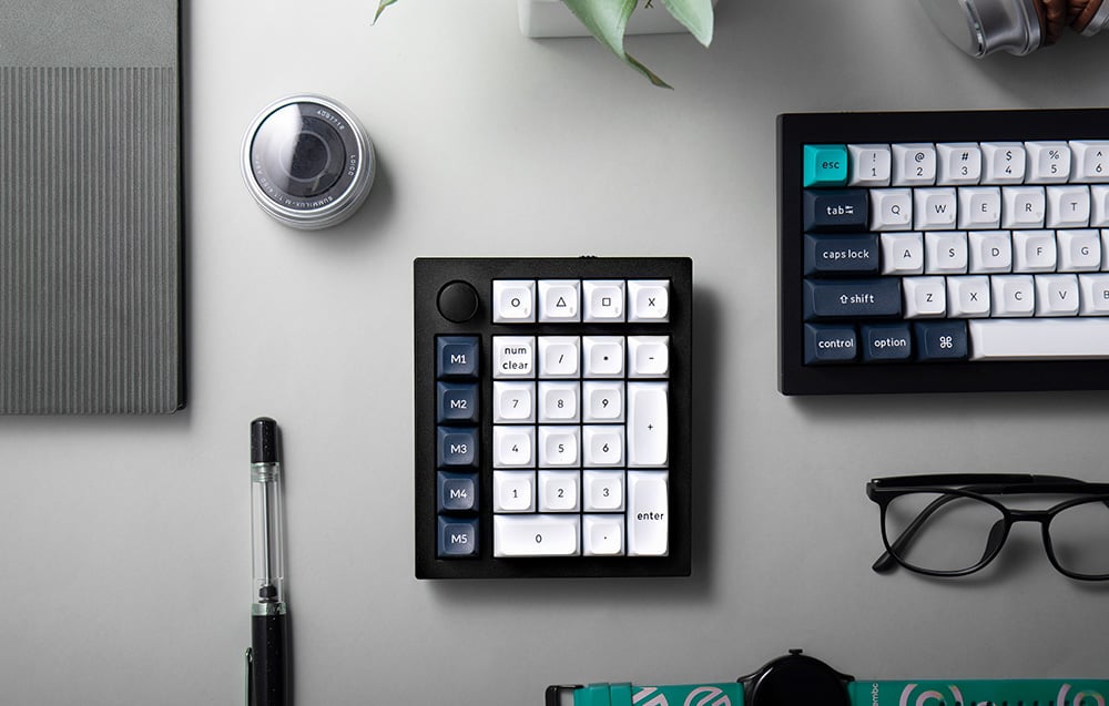 Keychron Q0 Max RGB Wireless Numeric Klaviatūra, Raudona Switch (Juodas) [Q0M-M1]. aprašymas - Prekės nuotrauka