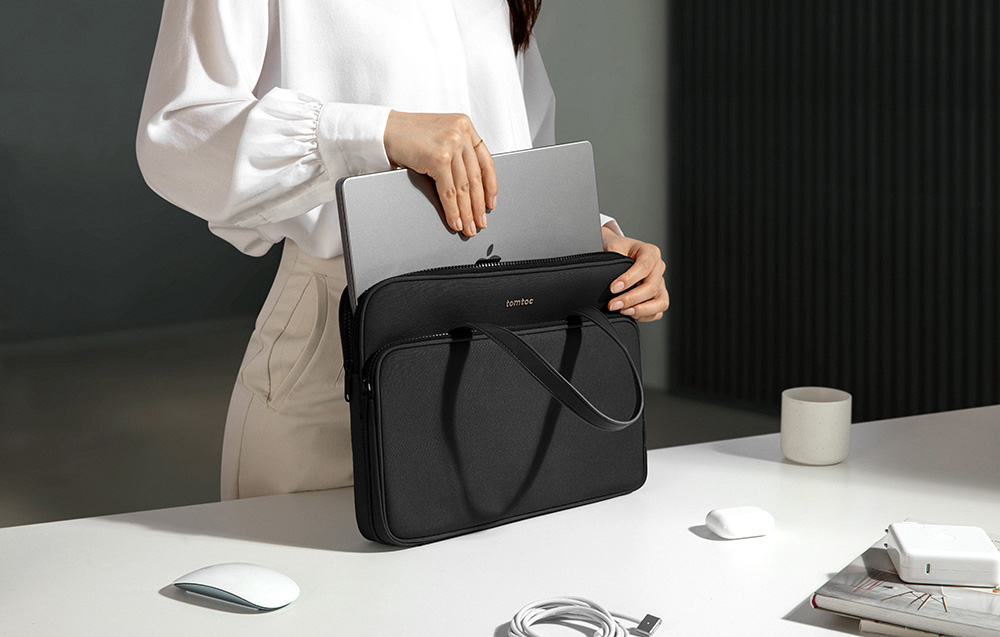 Nešiojamas kompiuteris bag tomtoc 13.5-14" Versatile-A12 (juodas) aprašymas - Prekės nuotrauka Nešiojamas kompiuteris bag tomtoc 13.5-14" Versatile-A12 (juodas) aprašymas - Prekės nuotrauka