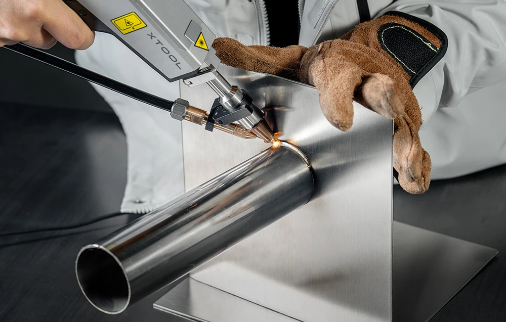 Lazerinis suvirinimo ir CNC pjovimo staklės xTool MetalFab 1200W aprašymas - Prekės nuotrauka