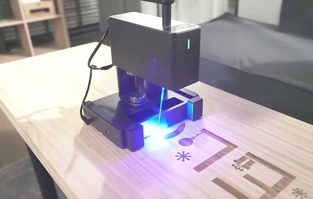 laserpecker-2-suit-version