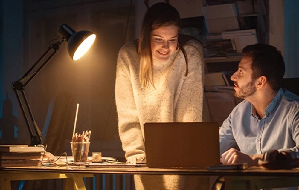 LEPRO 3100027-EU Desk Lamp (Juodas) aprašymas - Prekės nuotrauka