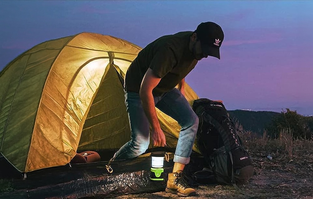 LEPRO 3300002 1000-lumen battery-powered camping lamp aprašymas - Prekės nuotrauka
