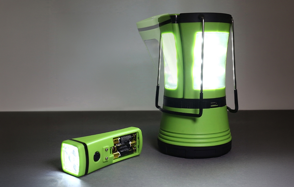 LEPRO 3300012 3-in-1 600-lumen camping lantern aprašymas - Prekės nuotrauka