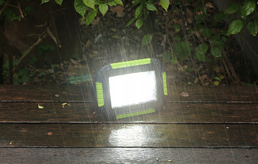 LEPRO 3300023 Camping Lamp, 1000 lm aprašymas - Prekės nuotrauka