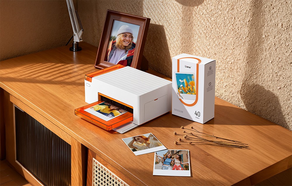 Spausdintuvas Liene Amber 3x3" Self-Adhesive Photo Paper, 40 Sheets + 1 Refill aprašymas - Prekės nuotrauka