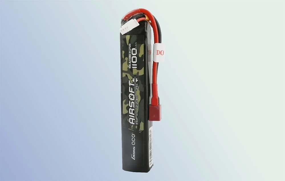 Lipo Gens ace 25C 1100mAh 3S1P 11.1V Airsoft ginklo baterija su T formos kištuku aprašymas - Prekės nuotrauka Lipo Gens ace 25C 1100mAh 3S1P 11.1V Airsoft ginklo baterija su T formos kištuku aprašymas - Prekės nuotrauka