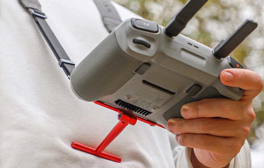 Tvirtinimas su dirželiu Sunnylife DJI RC / RC 2 valdikliui (raudonas) ZJ764-R aprašymas - Prekės nuotrauka Tvirtinimas su dirželiu Sunnylife DJI RC / RC 2 valdikliui (raudonas) ZJ764-R aprašymas - Prekės nuotrauka